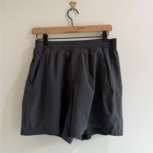 Lululemon Pace Breaker Lined Shorts size M